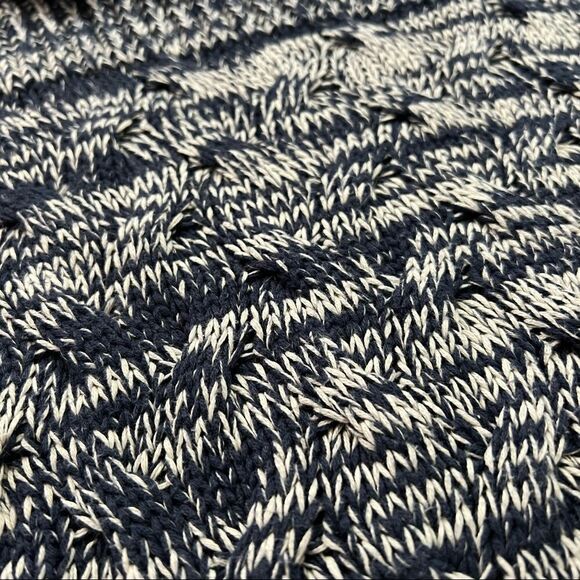 Guess slouchy cowl neck navy blue and white knit sweater womens size medium - Picture 6 of 11